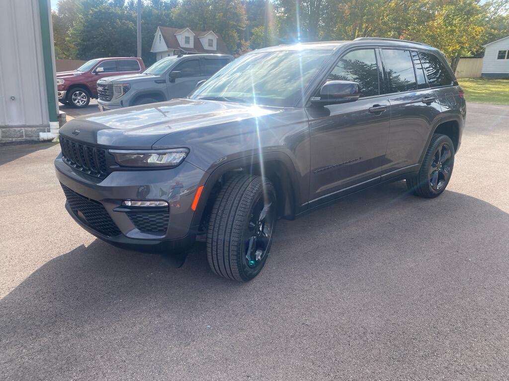 2025 Jeep Grand Cherokee Limited's photo