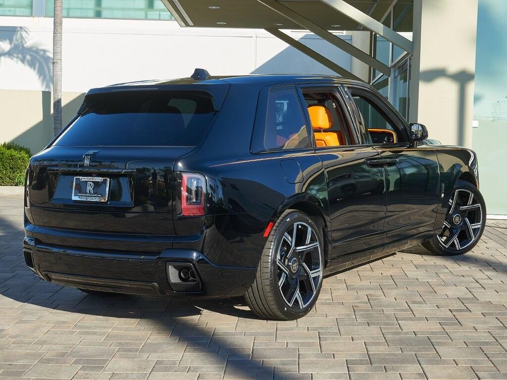 2026 Rolls Royce Cullinan Black Badge photo 2