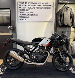 New 2026 Triumph Thruxton 400 