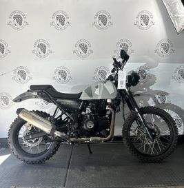 2021 Royal Enfield CUSTOM HIMALAYAN  in a SLEET GREY exterior color. BMW Motorcycles of New Orleans 504-595-6776 motojulia.com 