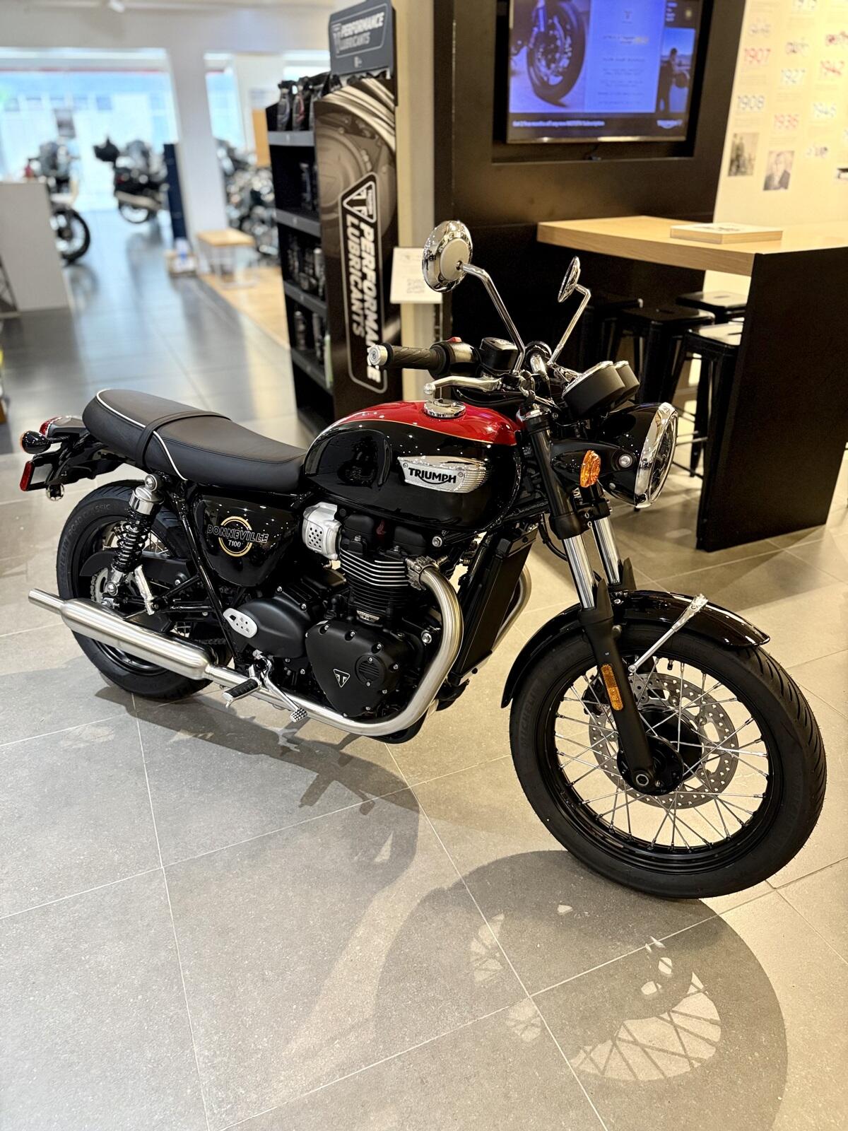 New 2026 TRIUMPH NORTH AMERICA BONNEVILLE T 100 
