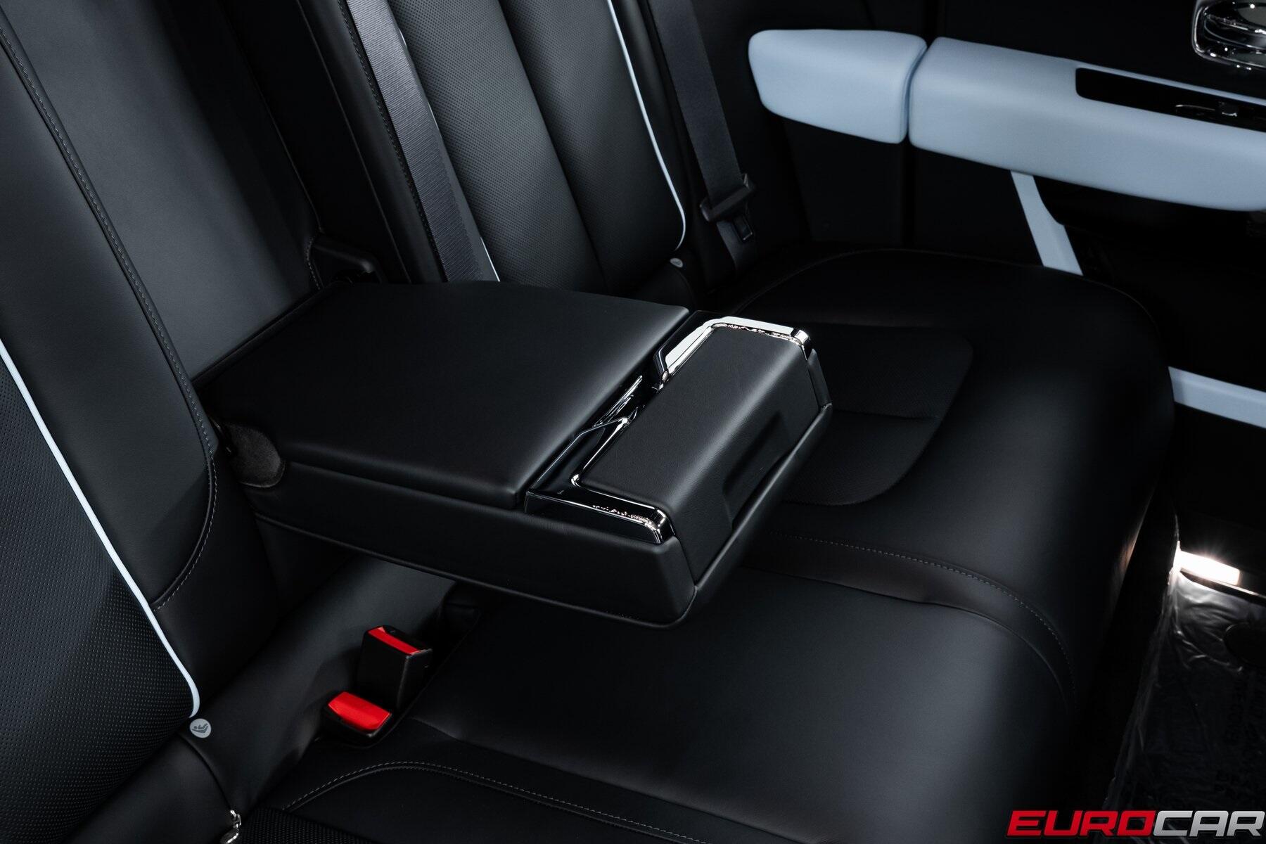 Used 2024 Rolls-Royce Cullinan *BESPOKE INTERIOR * SHOOTING STAR HEADLINER*Image 36