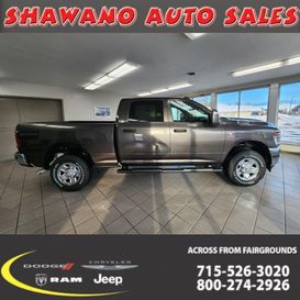 New 2026 RAM 2500 Tradesman Crew Cab 4x4 6'4' Box