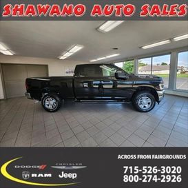 New 2025 RAM 2500 Tradesman Crew Cab 4x4 6'4' Box