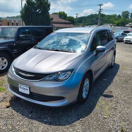 Used 2017 Chrysler Pacifica Touring