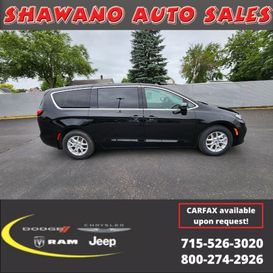 Used 2024 Chrysler Pacifica Touring L