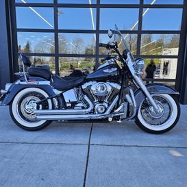 Used 2006 Harley-Davidson Softail Deluxe 
