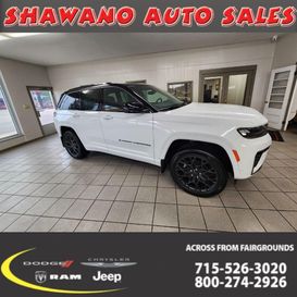 New 2026 Jeep Grand Cherokee Summit 4x4