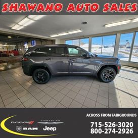 New 2026 Jeep Grand Cherokee Laredo Altitude 4x4