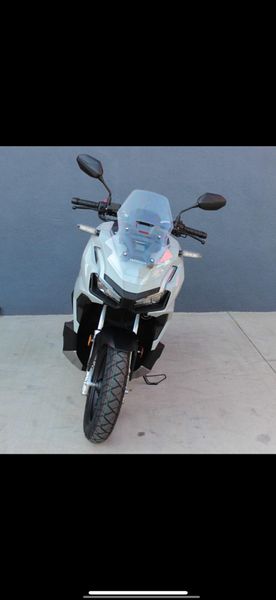 New 2026 Honda ADV160 Image 12