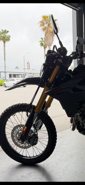 New 2025 Suzuki DR-Z4S Image 11