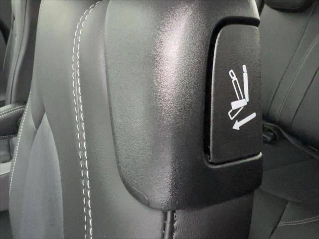 2026 Chrysler Pacifica Select - Photo 41