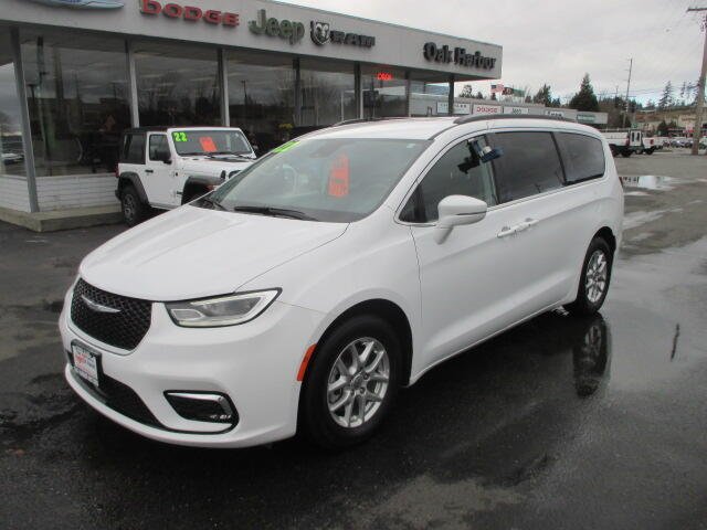 Used 2022 Chrysler Pacifica Touring L with VIN 2C4RC1BG2NR194820 for sale in Oak Harbor, WA