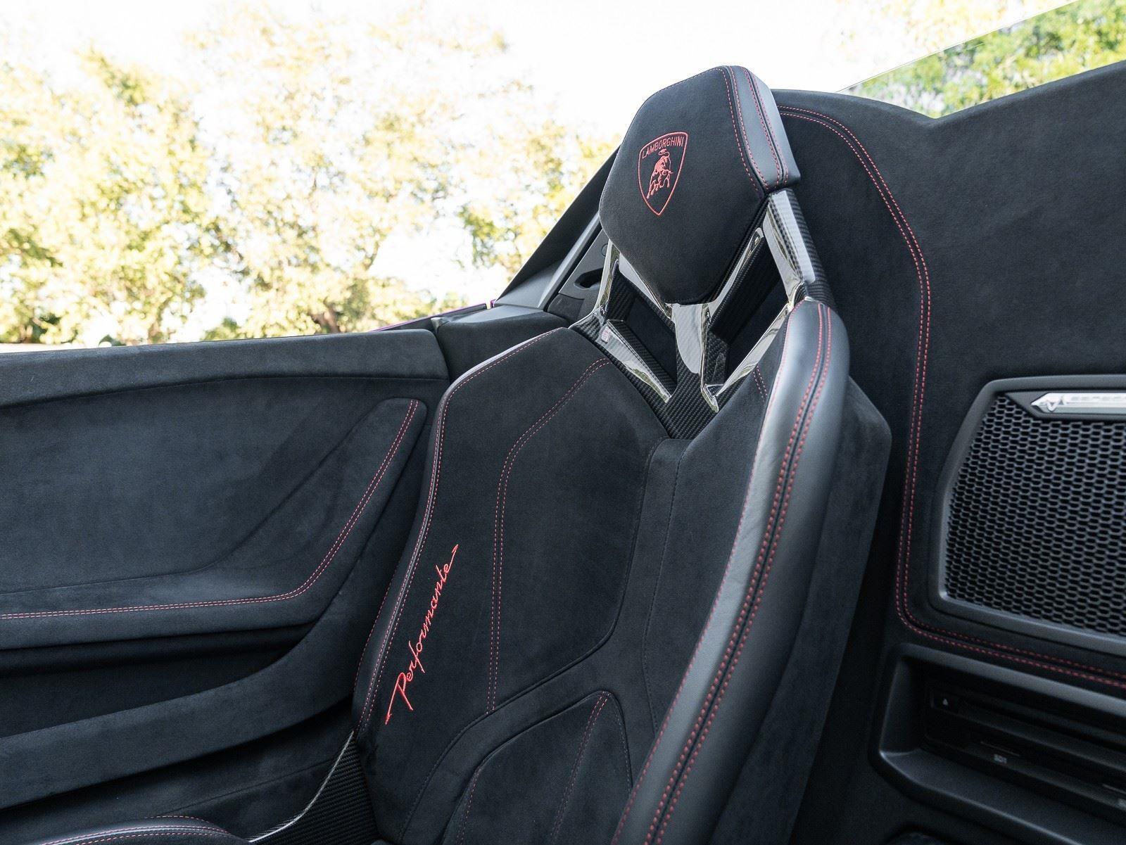 Used 2019 Lamborghini Huracan Performante