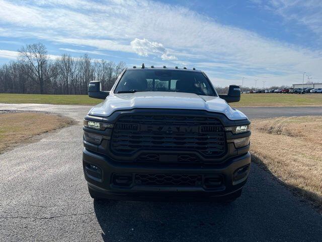 2026 RAM 3500 Tradesman - Photo 17