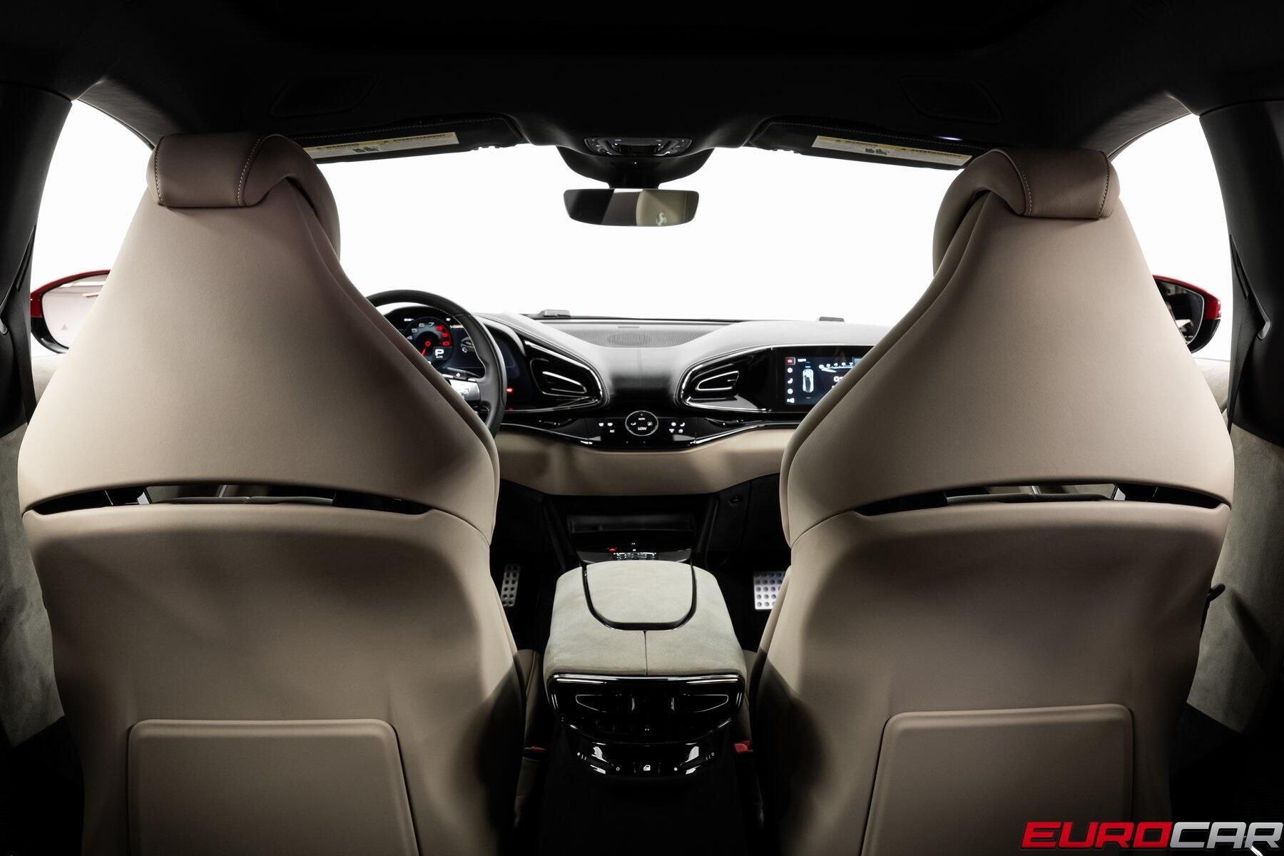 Used 2024 Ferrari Purosangue *SPECIAL FACTORY PAINT * PASSENGER DISPLAY*Image 32