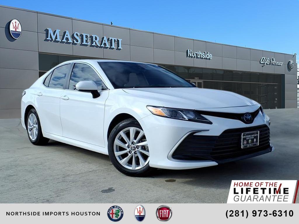 2024 Toyota Camry LE