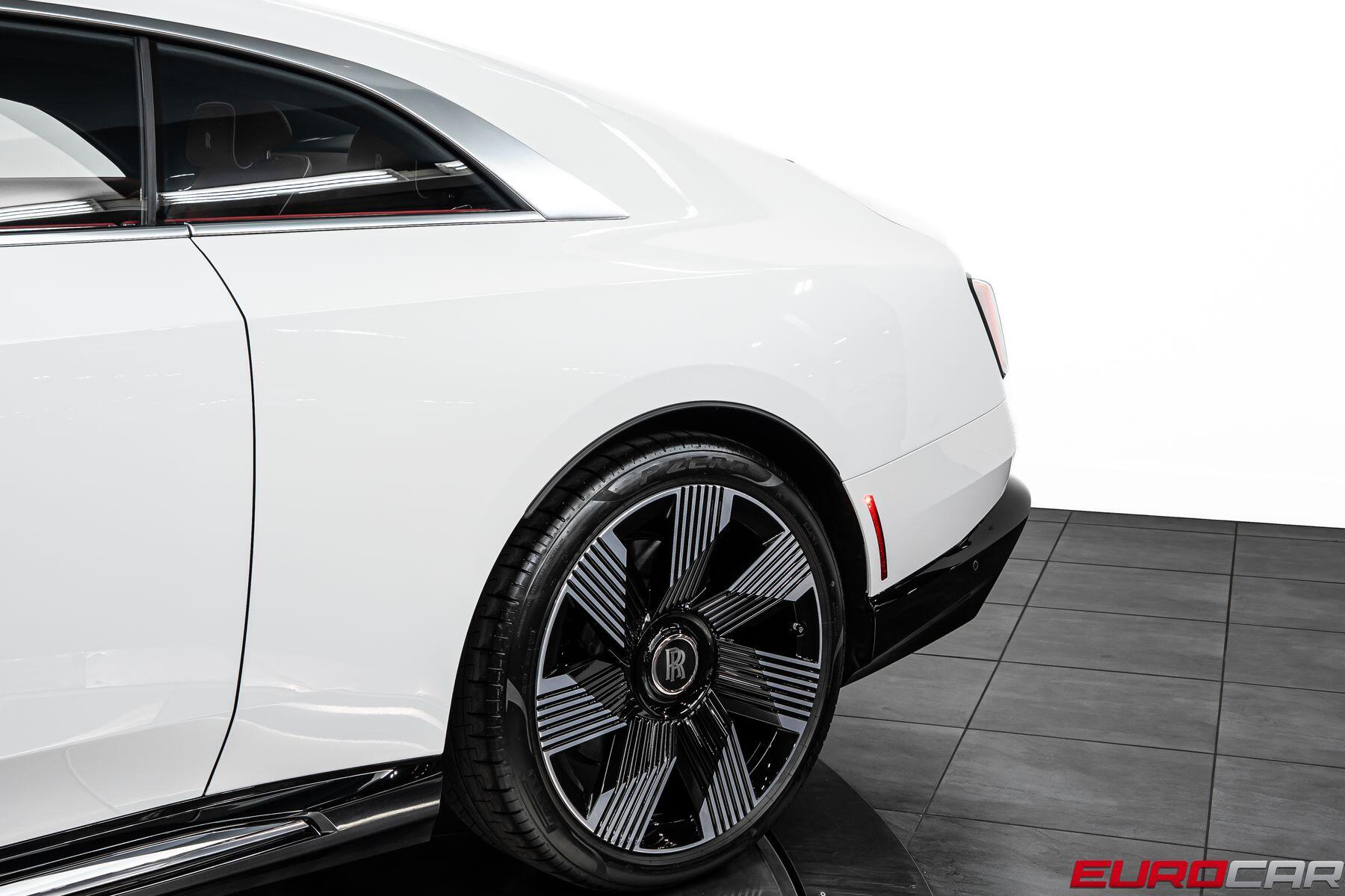 2024 Rolls-Royce Spectre *STARLIGHT DOORS * ILLUMINATED FASCIA*Image 15