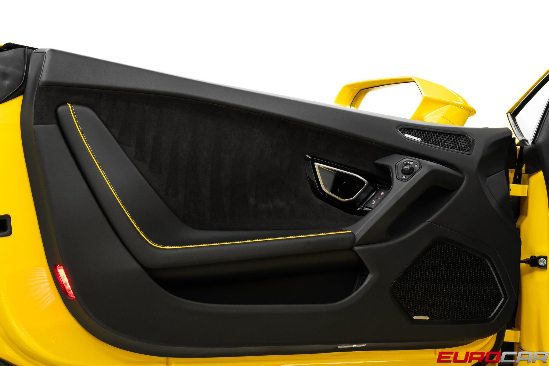 2021 Lamborghini Huracan EVO RWD *CARBON SPORT SEATS * FRONT PPF*Image 26