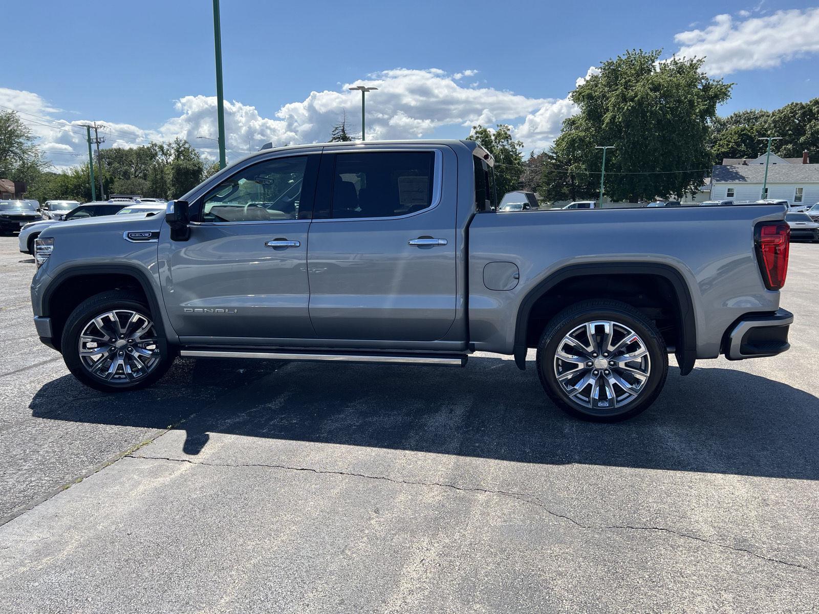 2026 GMC Sierra 1500 Denali - Photo 11