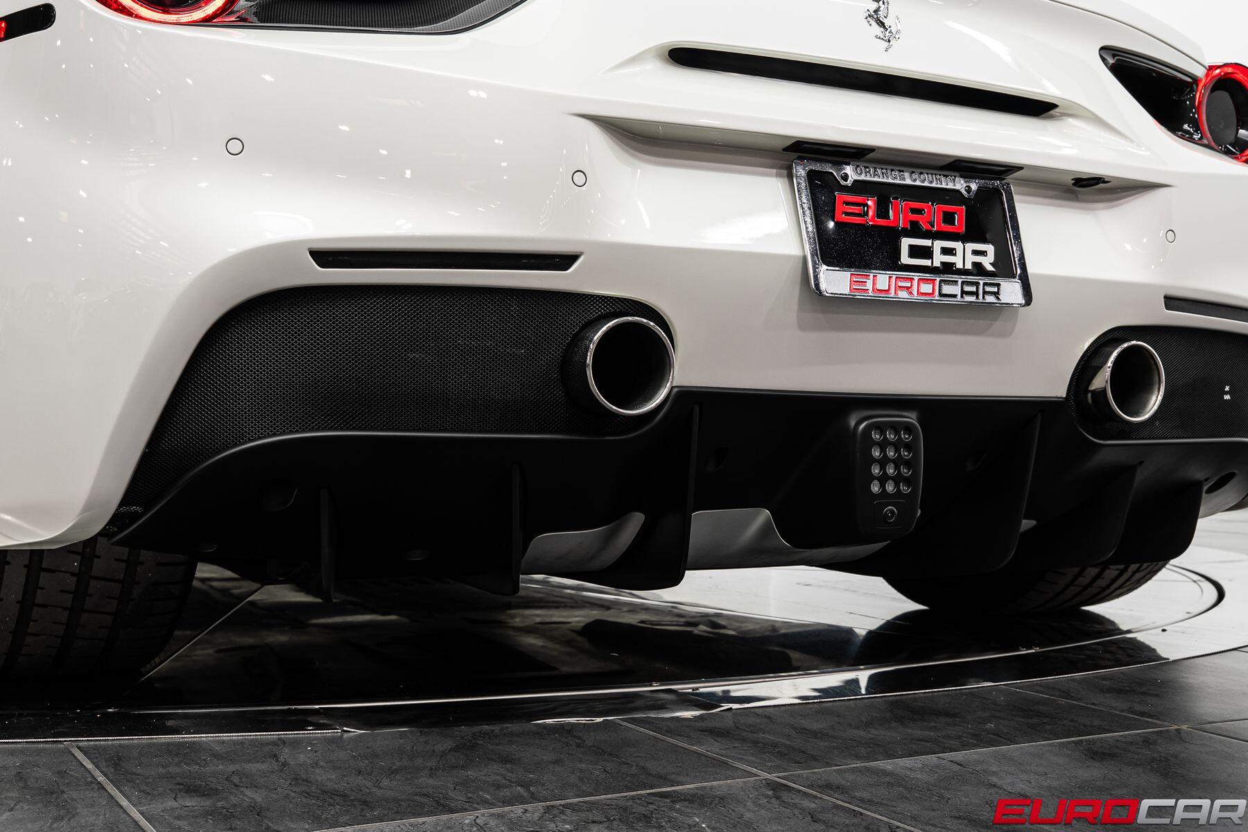 2017 Ferrari 488 GTB *CARBON STEERING WHEEL * IMMACULATE CONDITION*Image 25