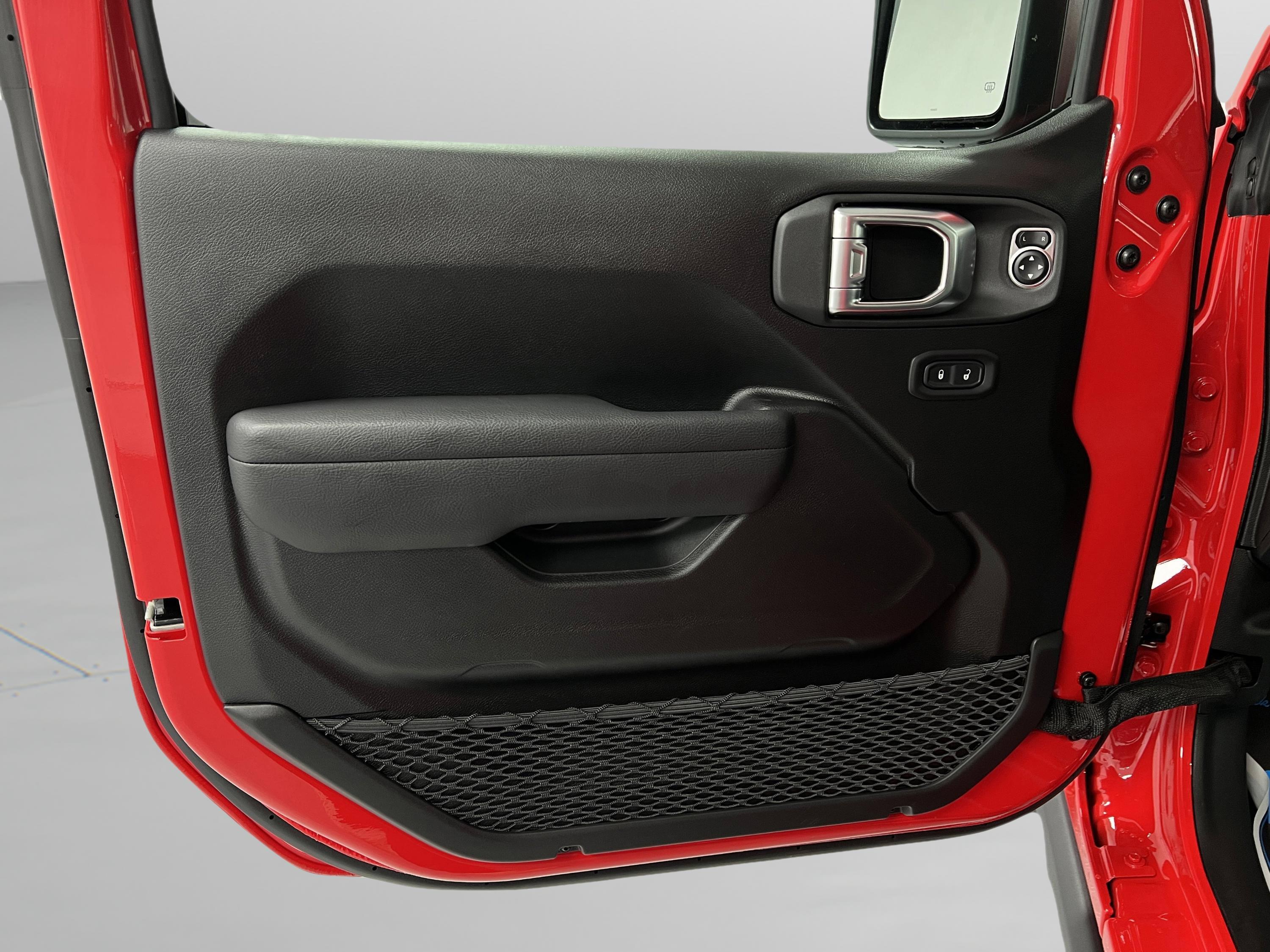 2026 Jeep Wrangler 4-Door Willys - Photo 16