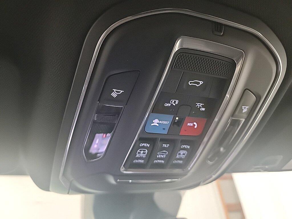 2025 Jeep Grand Cherokee L Limited - Photo 23