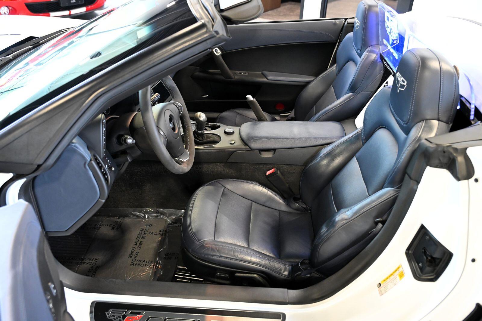 2013 Chevrolet Corvette 427 - Photo 39
