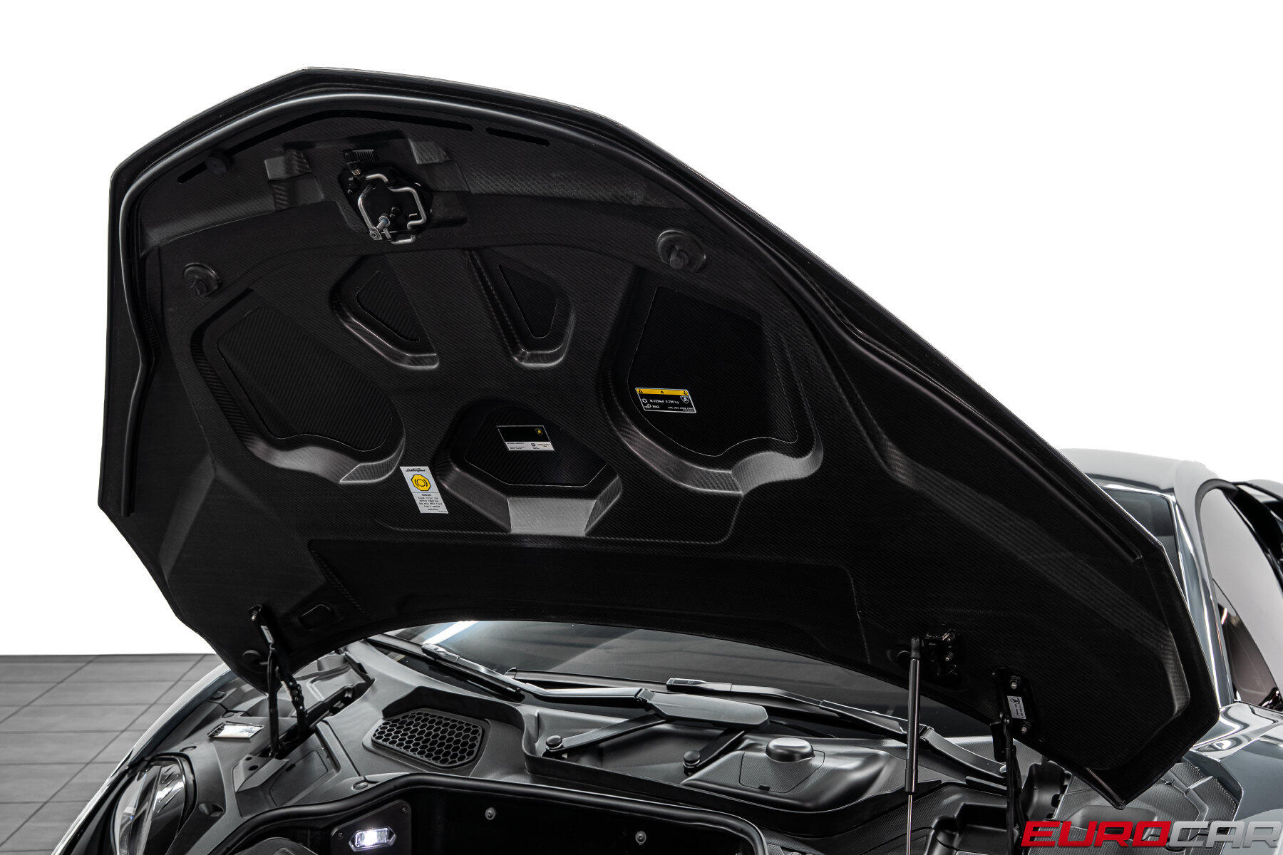 2025 Lamborghini Revuelto *HUGE CARBON OPTIONS * PASSENGER DISPLAY*Image 11