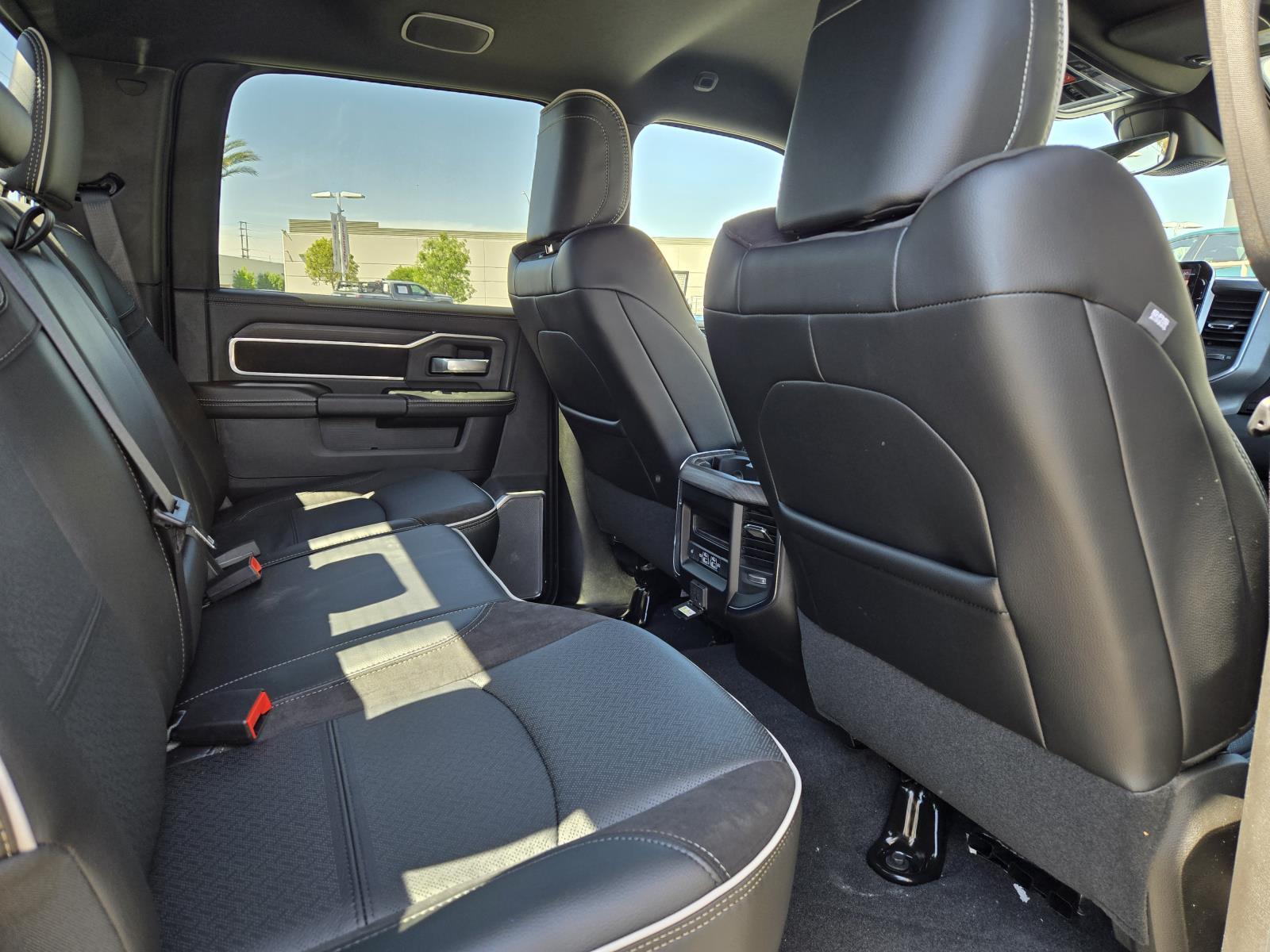 2025 RAM 2500 Laramie - Photo 28