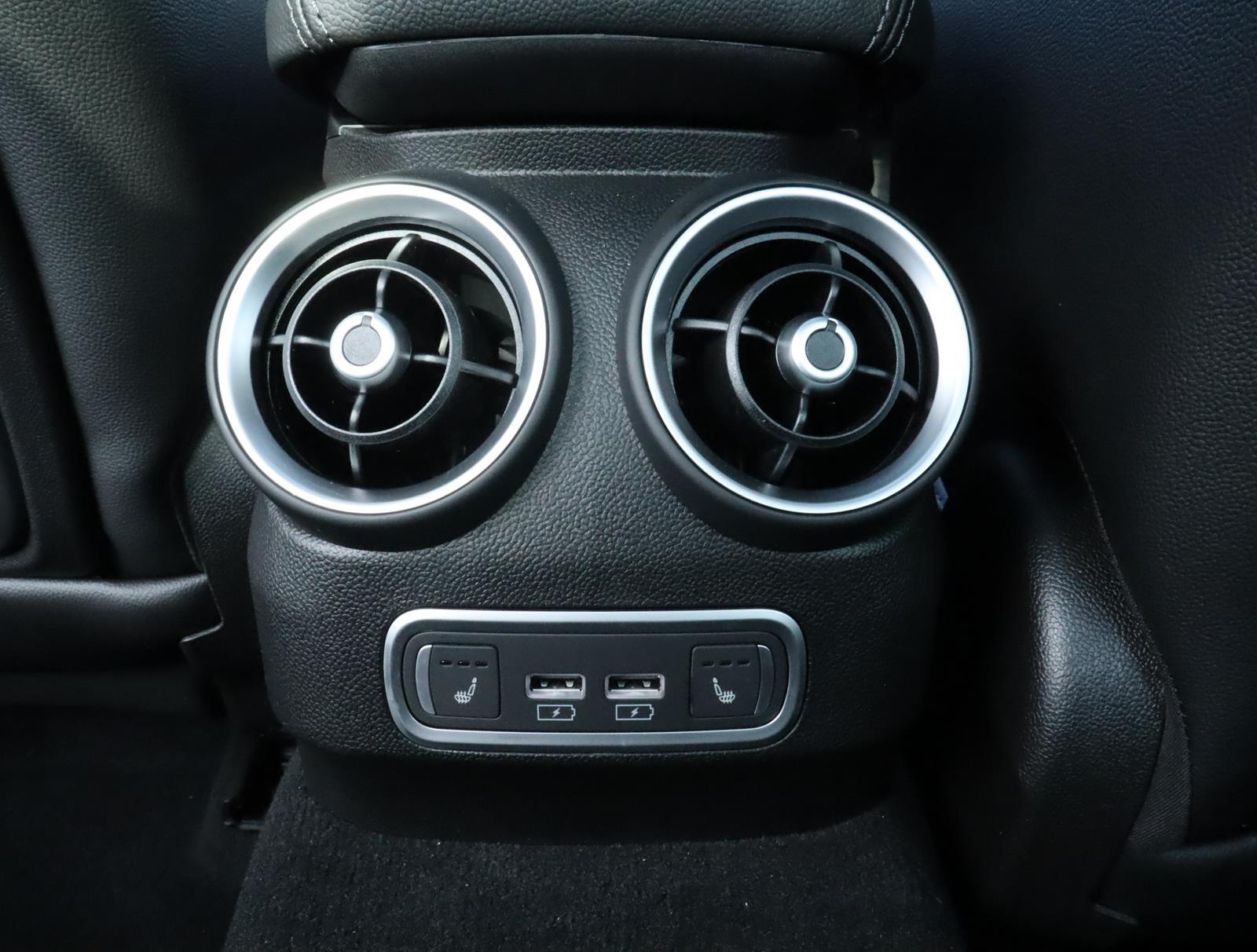 2025 Alfa Romeo Giulia Base - Photo 22