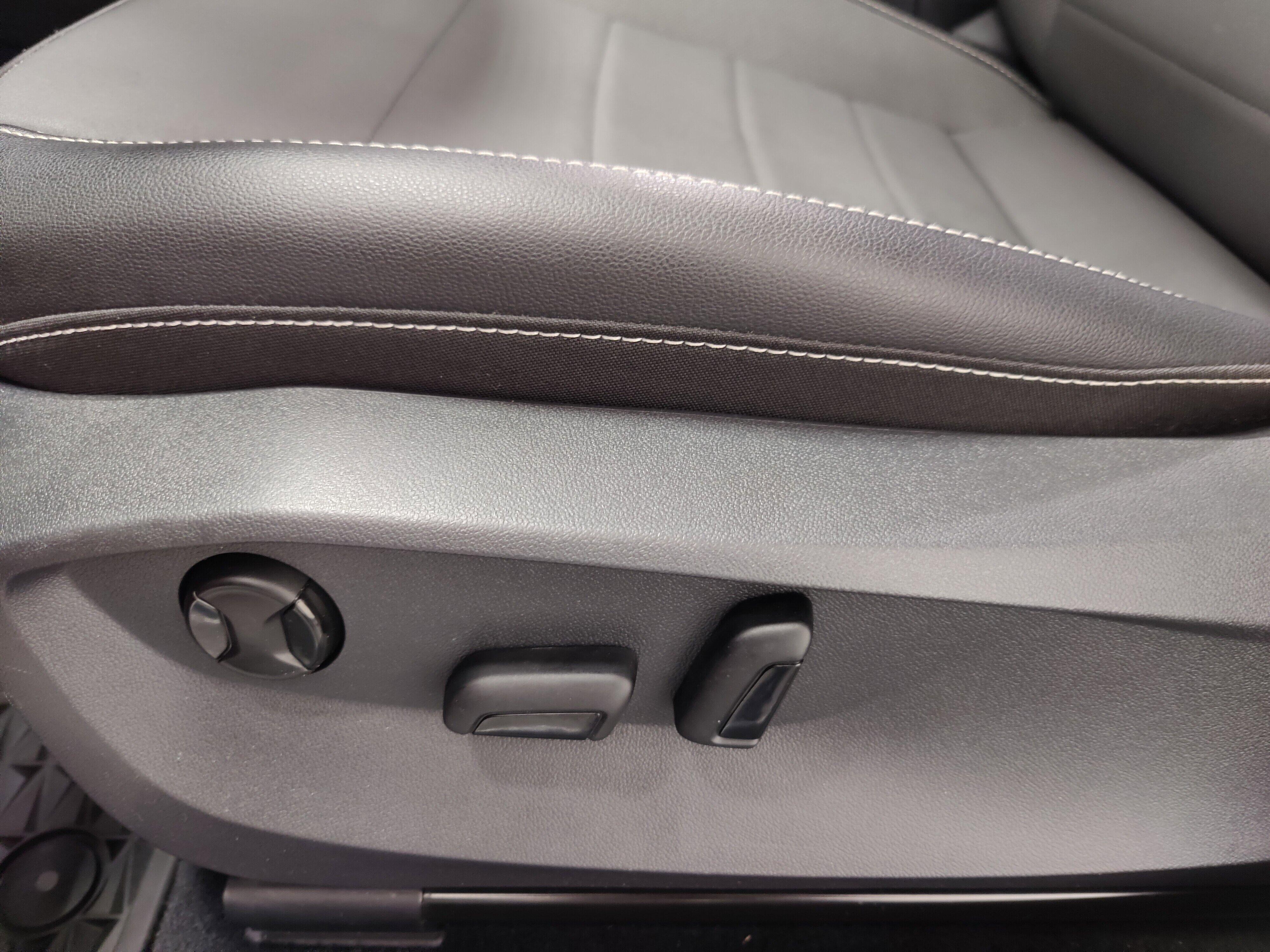 2022 Volkswagen Taos SE - Photo 16