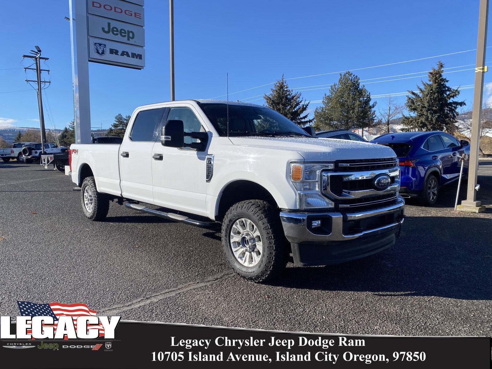 Used 2022 Ford F-350 Super Duty XLT with VIN 1FT8W3B64NEC50310 for sale in Island City, OR