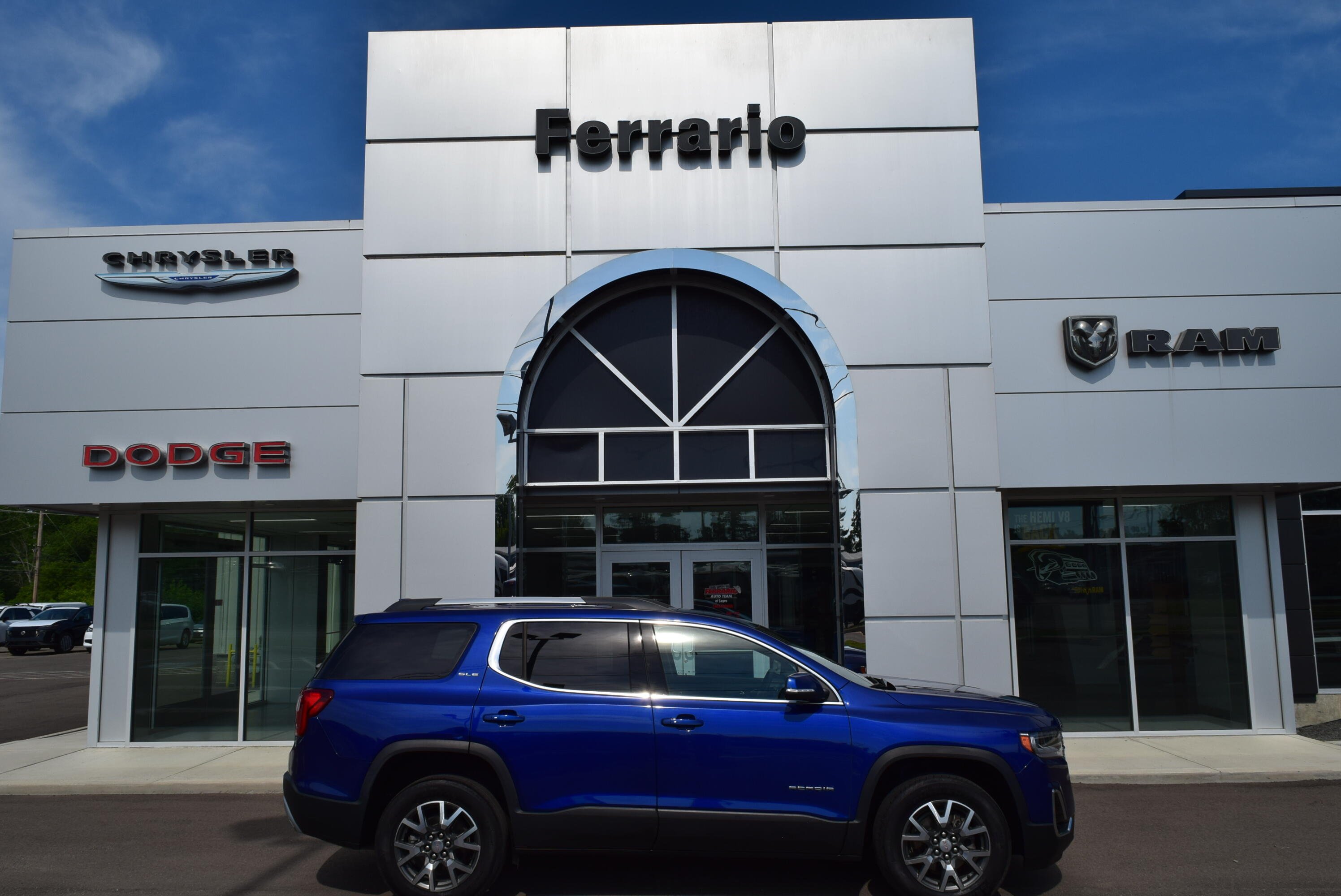 2023 GMC Acadia Sle