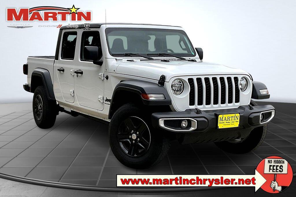 Used 2023 Jeep Gladiator Sport S with VIN 1C6HJTAG3PL524093 for sale in Cleveland, TX