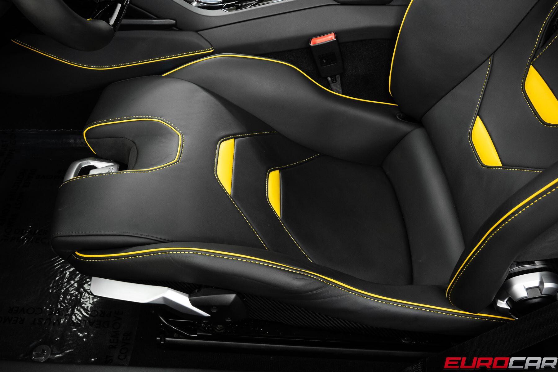 2021 Lamborghini Huracan EVO RWD *CARBON SPORT SEATS * FRONT PPF*Image 44