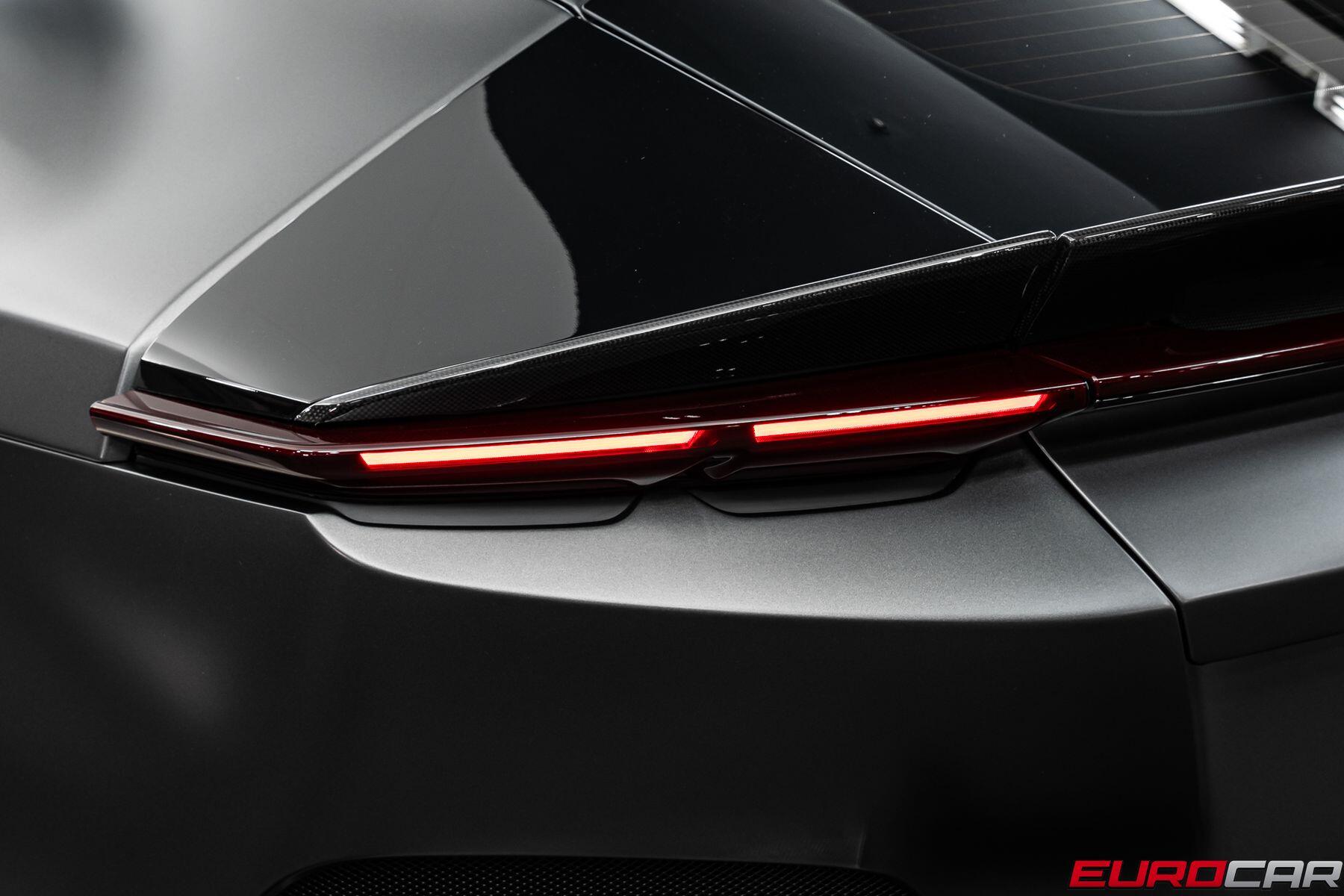 2025 Ferrari 12Cilindri *HUGE CARBON OPTIONS * AIRBRUSHED SHIELD*Image 25