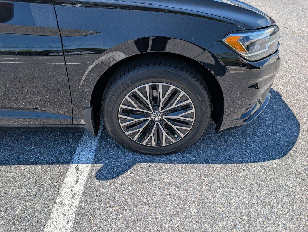 3VWCB7BUXKM233090
