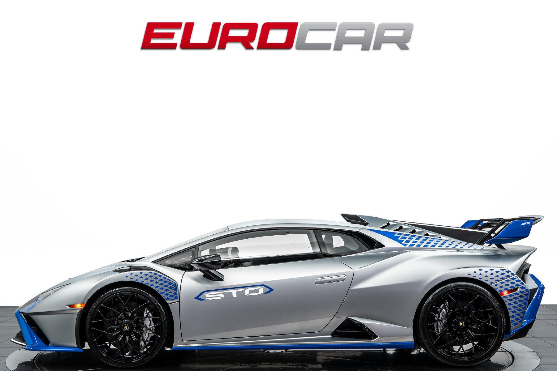 2022 Lamborghini Huracan STO *HUGE CARBON OPTIONS * FRONT LIFT*Image 2