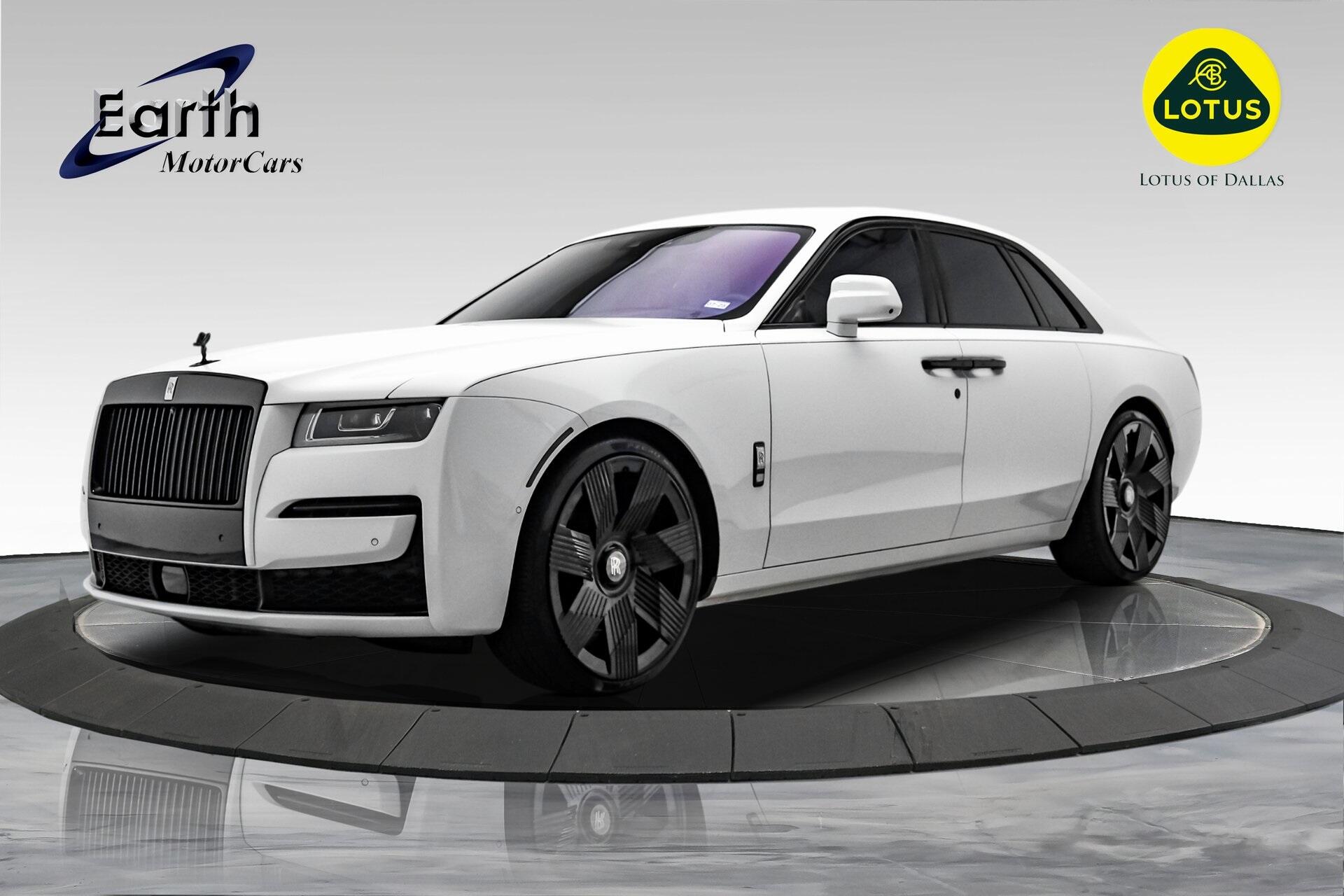 2022 Rolls-Royce Ghost Base's photo