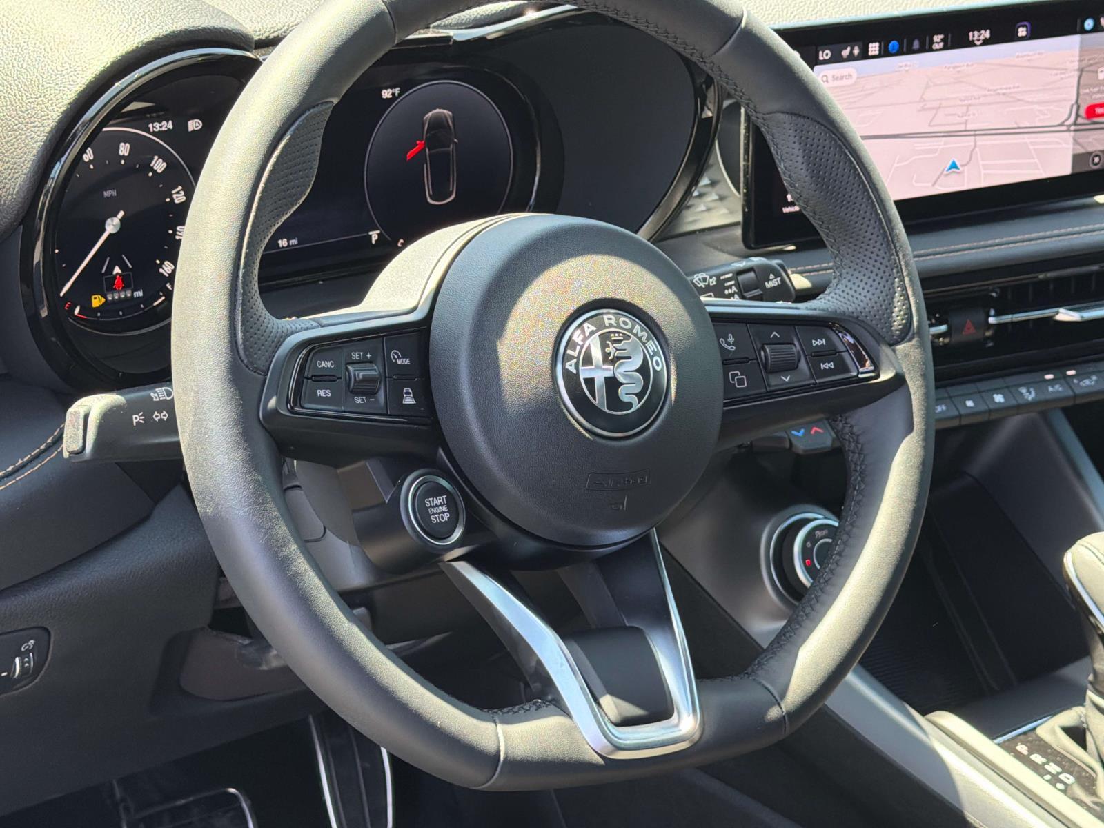 2026 Alfa Romeo Tonale Sprint - Photo 8