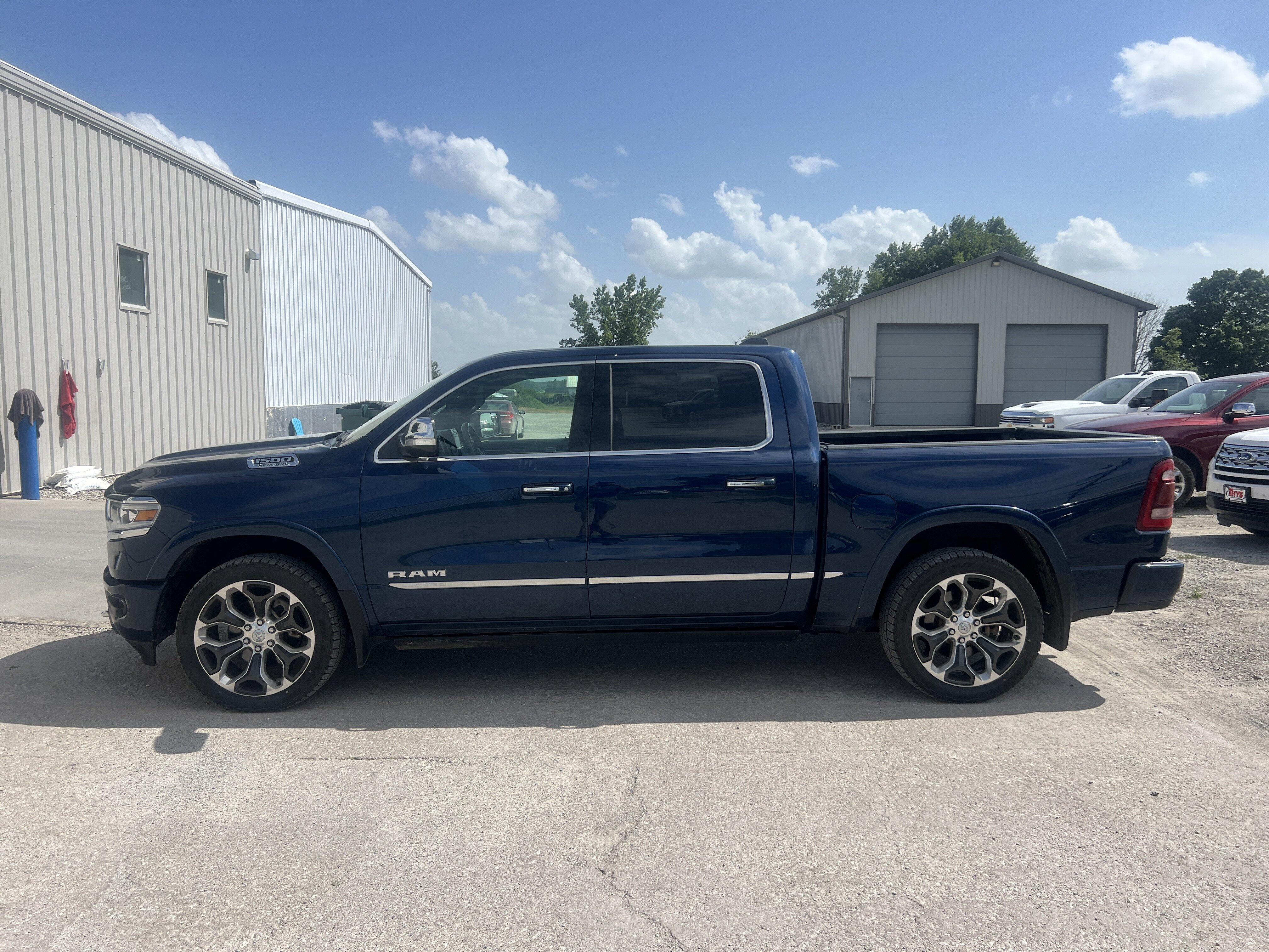 2019 RAM 1500 Limited 4x4 Crew Cab 5'7's photo