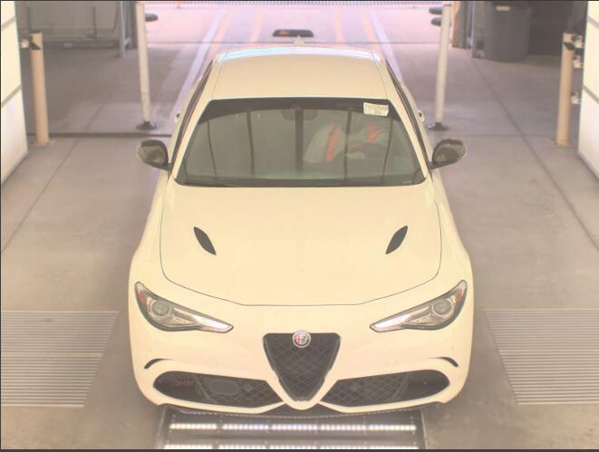 2020 Alfa Romeo Giulia Quadrifoglio