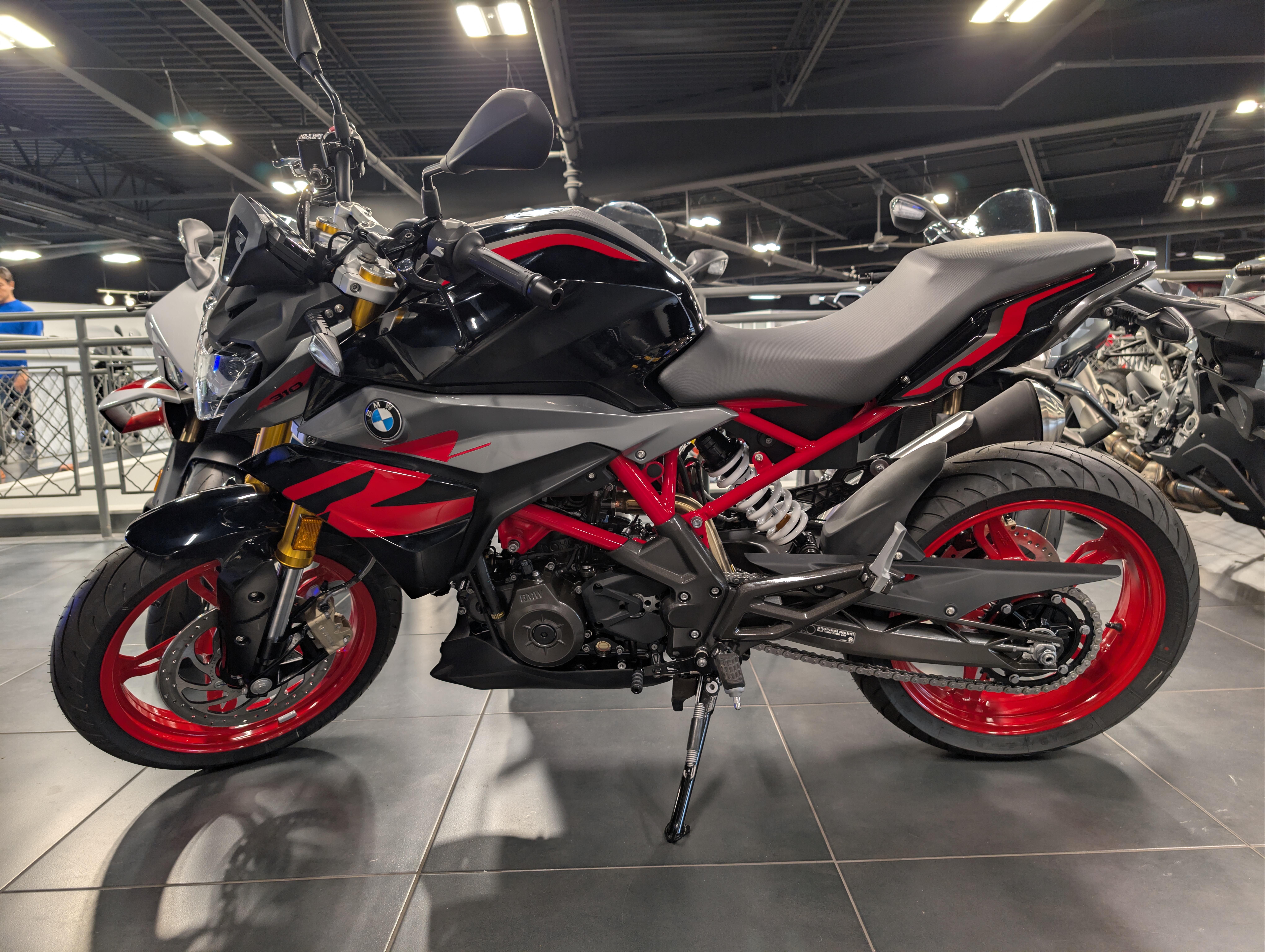 New 2025 BMW G 310 R | Cross Country Cycle | Metuchen, NJ 08840