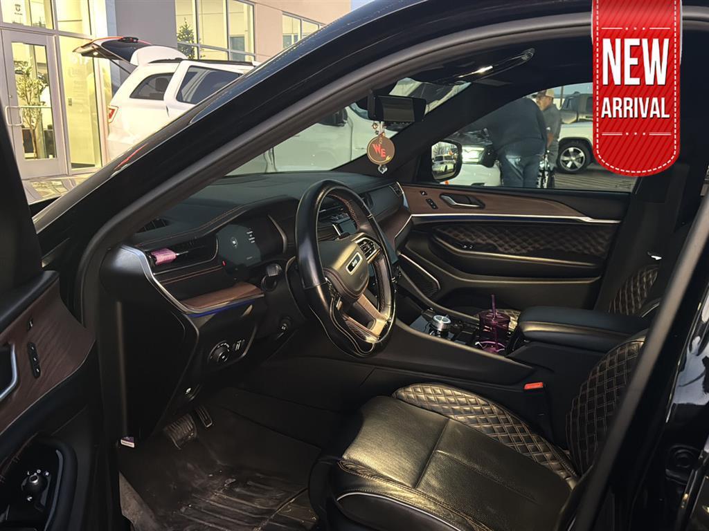 2021 Jeep Grand Cherokee L Summit's photo