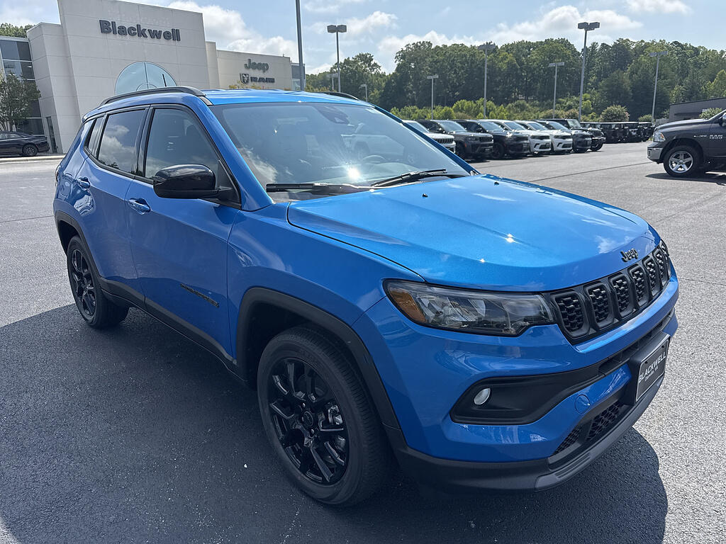 2026 Jeep Compass Compass Latitude Altitude 4x4