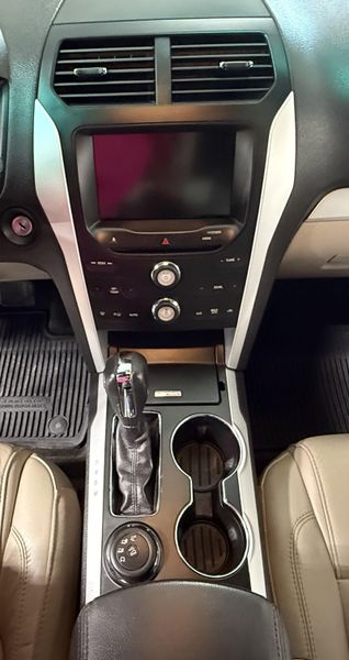 Used 2015 Ford Explorer XLTImage 22