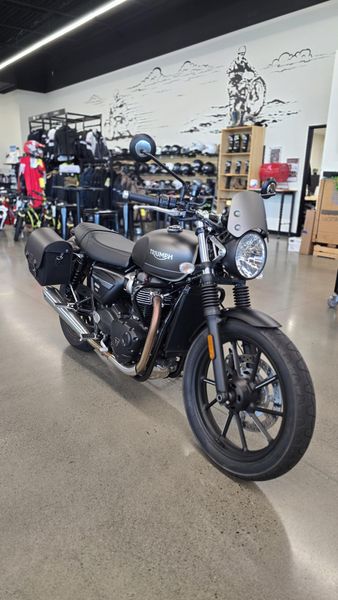 Used 2022 Triumph STREET TWIN 