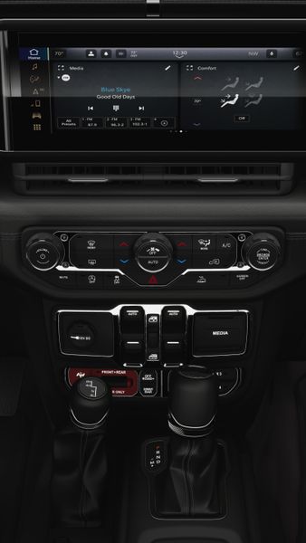 2024 Jeep Wrangler 4-door RubiconImage 4