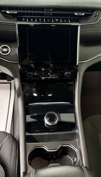 Used 2024 Jeep Grand Cherokee L LaredoImage 26